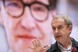 Zapatero finds it ironic that the PP accuses the Government of wanting to control the Justice system: “We have seen judges demonstrate in robes”