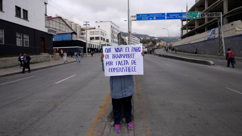 Bolivian police try to clear routes after 12 days of roadblocks by followers of Evo Morales