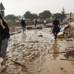 Valencia, devastated by a 'tsunami', wonders why: "I was drinking water in the car when the alert came"