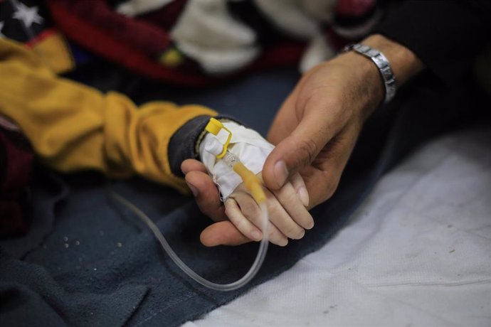 File - A child connected to an oxygen machine in Rafah, Gaza Strip