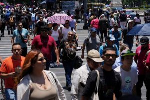 IMF estimates slowdown in Mexico's economic growth in 2024 and 2025