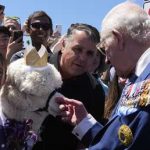 An alpaca sneezes on King Charles III in Australia (VIDEO)