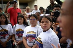 Shouting from their dungeons, teenagers arrested for protesting in Venezuela denounce beatings