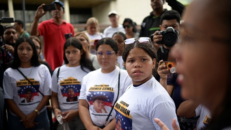 Shouting from their dungeons, teenagers arrested for protesting in Venezuela denounce beatings