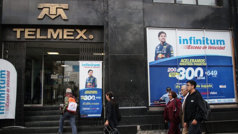 Telmex boosts América Móvil's fixed internet sales throughout Latin America