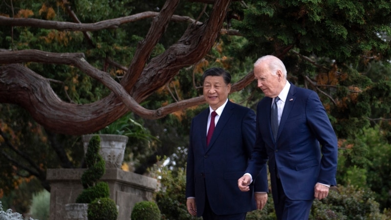 The United States and China plan a meeting between Biden and Xi in the coming days