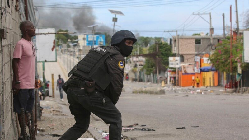 Haiti's main airport closes due to gang violence