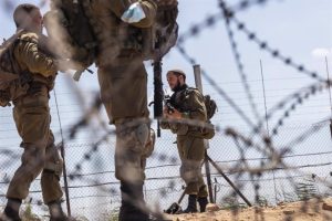 Archive - Israeli soldiers around the West Bank city of Jenin (archive)