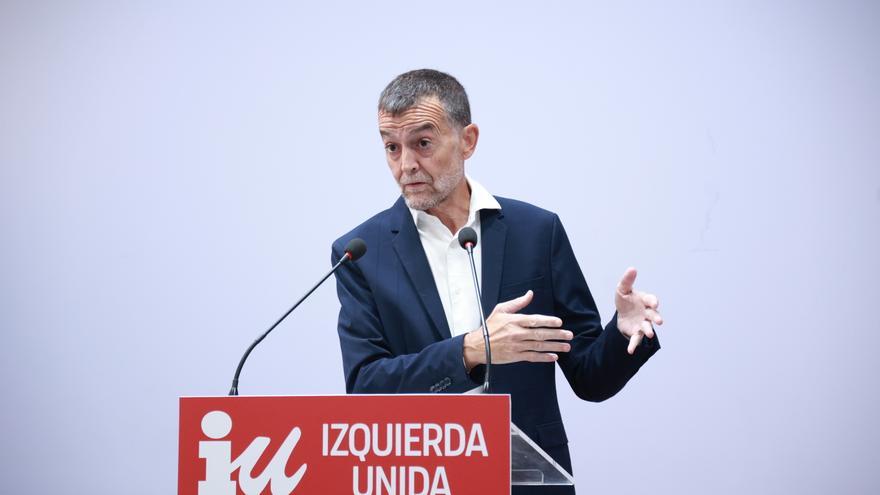 IU proposes an alliance of parties that includes Podemos: "All in, without crossed vetoes"