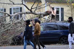 Rain and snow hit northern California; wave of bad weather persists on the west coast of the US