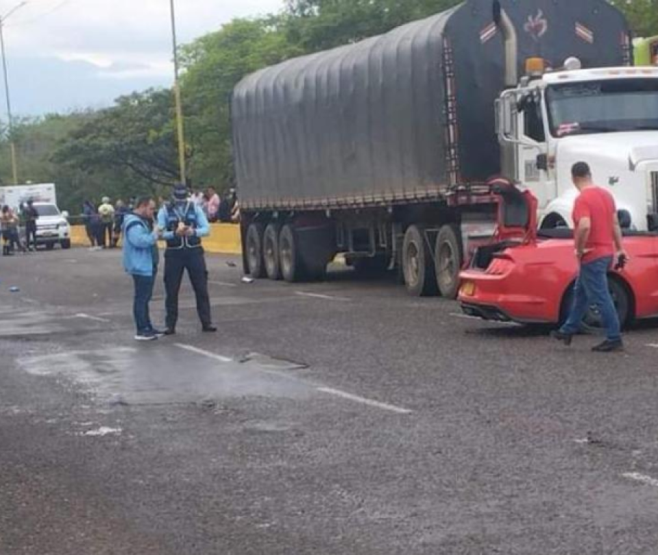 Supertransport official responsible for road accident in Neiva