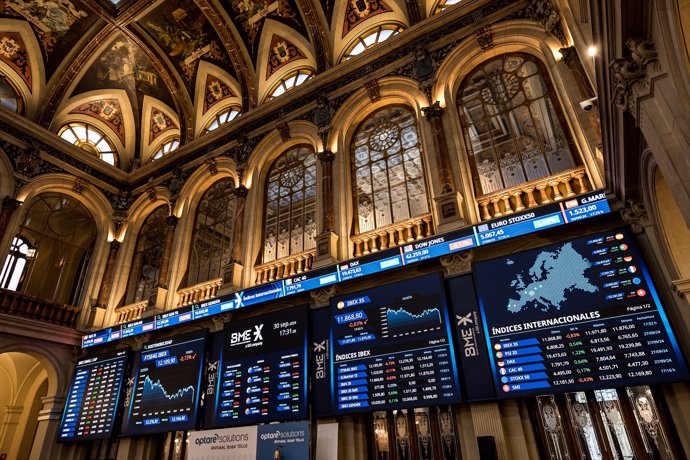 Ibex panels in the Madrid Stock Exchange Palace