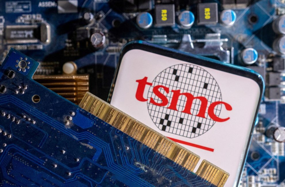 Under pressure from the US, TSMC stops sales of advanced chips to customers in China