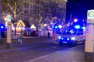 Emergency services at the Magdeburg Christmas market after several people were hit by a car.