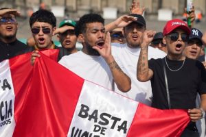 Barbers protest deaths that make 2024 the year with the most homicides in Peru since 2017