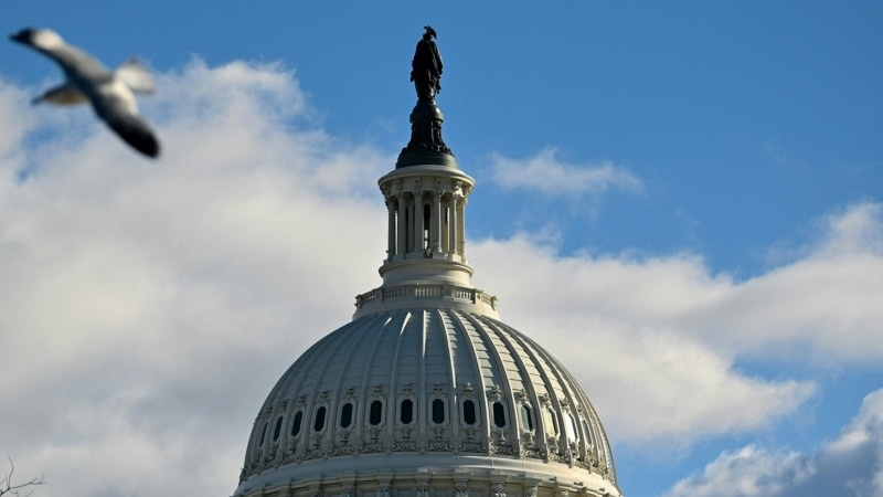 Biden signs law that prevents government shutdown and ends days of uncertainty in Washington