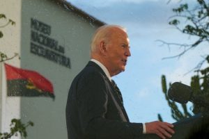 Biden will visit the Angolan railway center financed by the United States