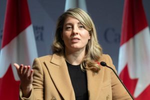 Canadian ministers travel to Florida for talks with incoming Trump administration