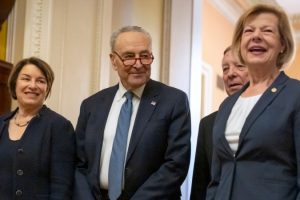 Democrats re-elect Chuck Schumer as Senate party leader