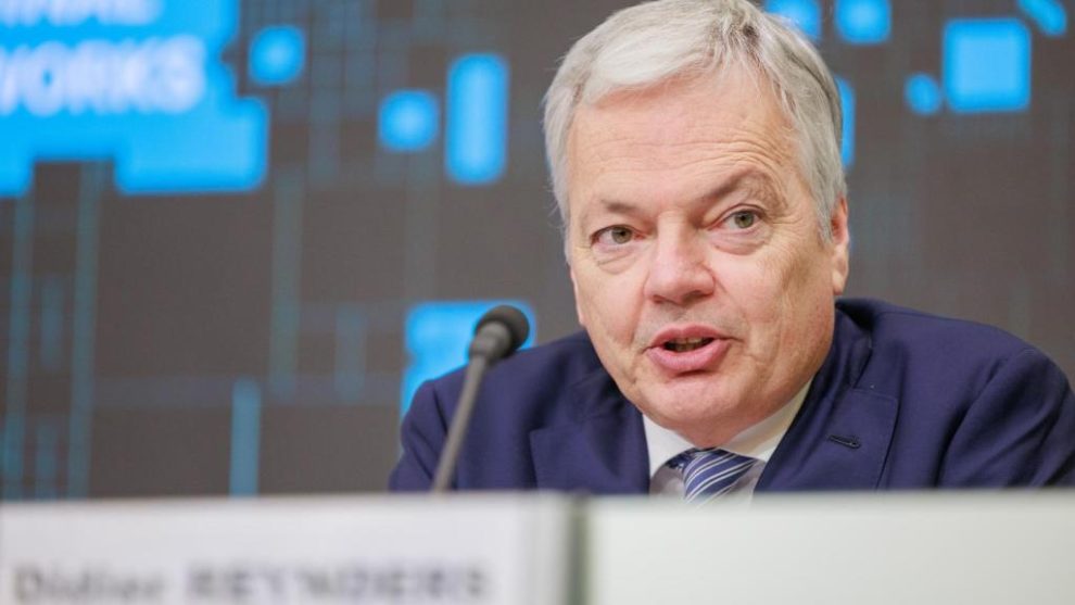 The former Commissioner of Justice, Didier Reynders, during his last public act on April 5