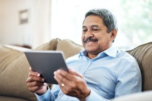 How to protect the personal data of older adults on the internet