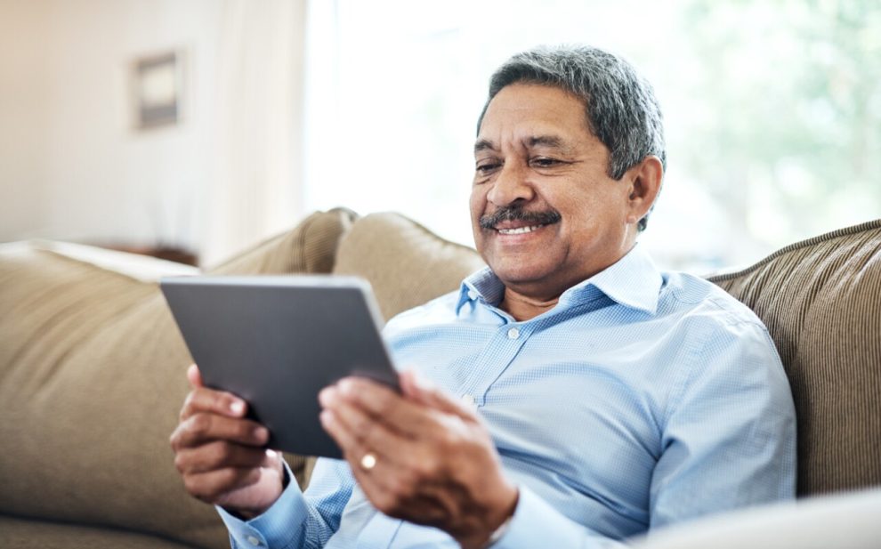 How to protect the personal data of older adults on the internet