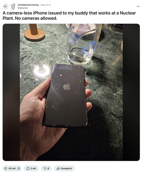 Reddit iPhone without camera