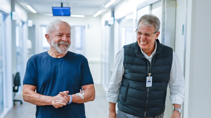 Lula is shown walking for the first time since he had surgery