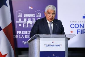 Panama warns Nicaragua for political meetings of former President Martinelli in its embassy