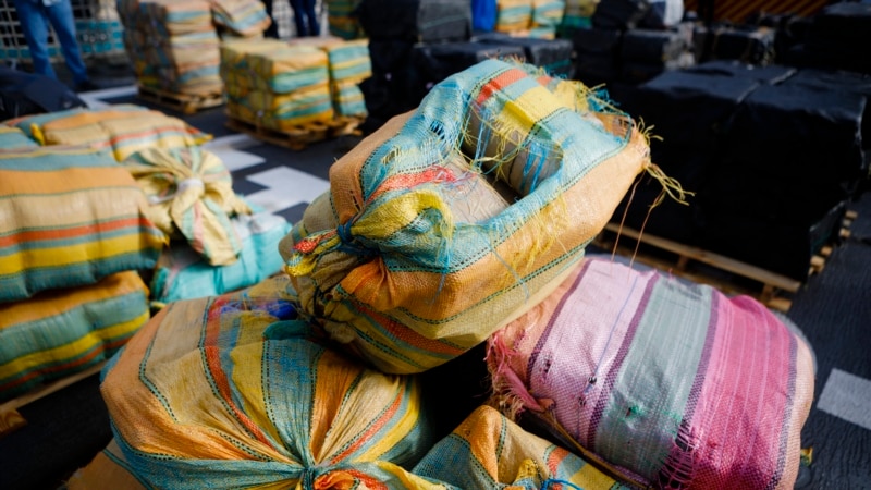 Salvadoran naval force seizes a shipment of 1.5 tons of cocaine on the high seas