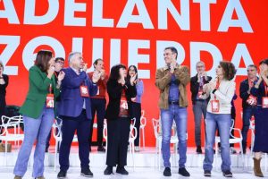 The PSOE revolts against “the mud industry” while Óscar López already activates candidate mode against Ayuso