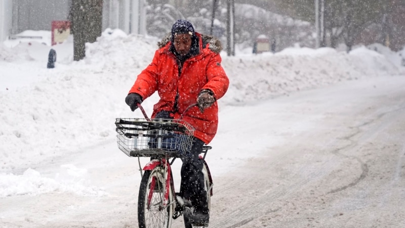 US Great Lakes region recovers after snowfalls, but more are on the way