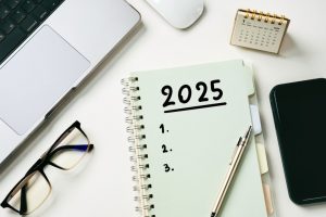 10 resolutions in 2025 to improve your digital life