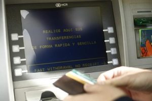 The Supreme Court confirms four years in prison for the bank agent who defrauded five million in a rich neighborhood of Madrid