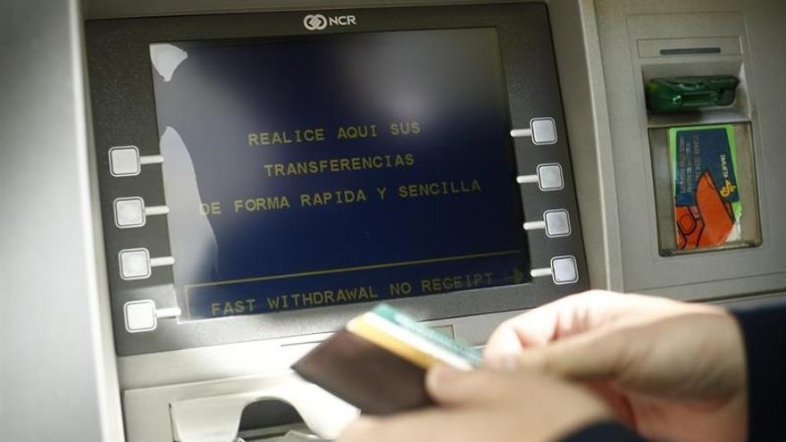 The Supreme Court confirms four years in prison for the bank agent who defrauded five million in a rich neighborhood of Madrid