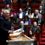 Bayrou agrees to negotiate with employers and unions the unpopular pension reform imposed by Macron