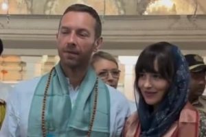 Breaking News January 18, 2025: Breaking Entertainment News January 18, 2025: Chris Martin and Dakota Johnson visited the iconic Shri Babulnath Temple on Friday