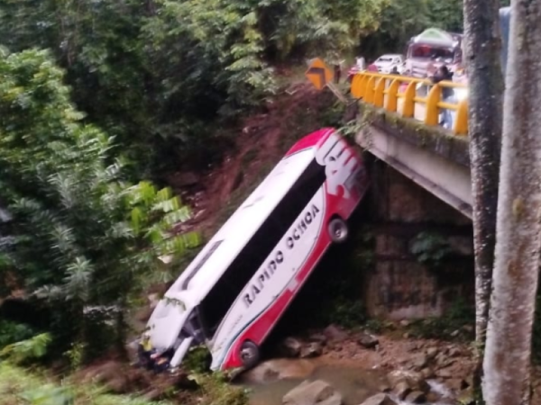 Medellín - Bogotá highway accident