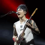 Miyavi announces new plans in China as a rock star