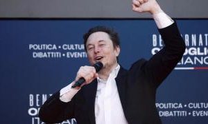 Musk whitewashes and asks for the vote for the German far-right in a talk with its leader broadcast on X