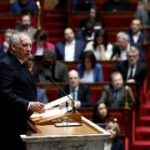 The French prime minister, willing to review the pension reform to avoid censure from the socialists