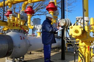 Ukraine cuts off supplies of Russian natural gas to Europe through its territory