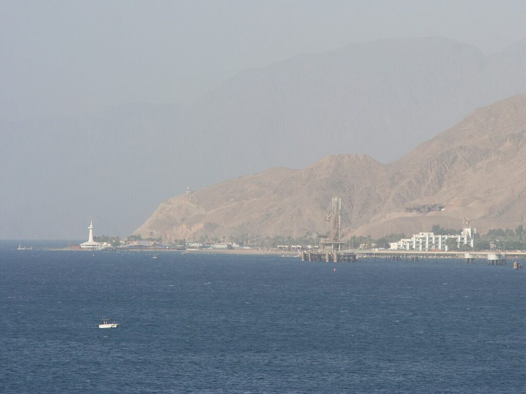 Oil tops $105 as Strait of Hormuz closure lifts borrowing costs